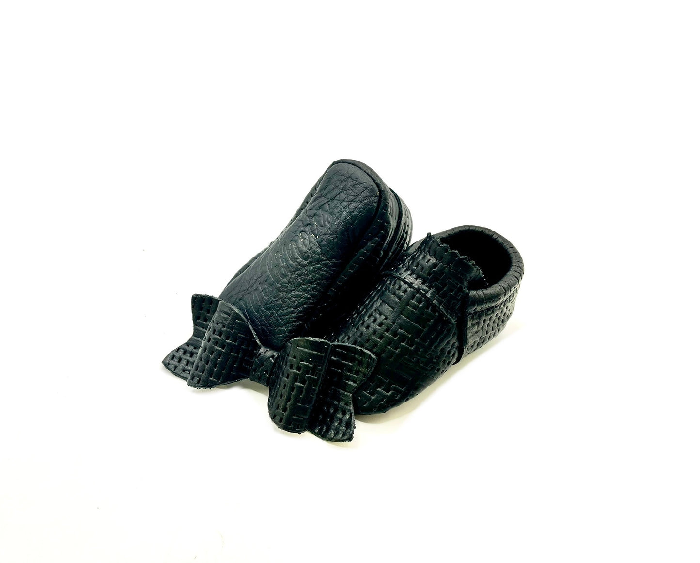 Black - Raffia Moccs