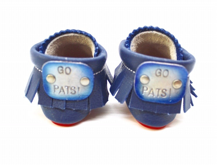 Personalize your Moccasins! What would you like your message to say?